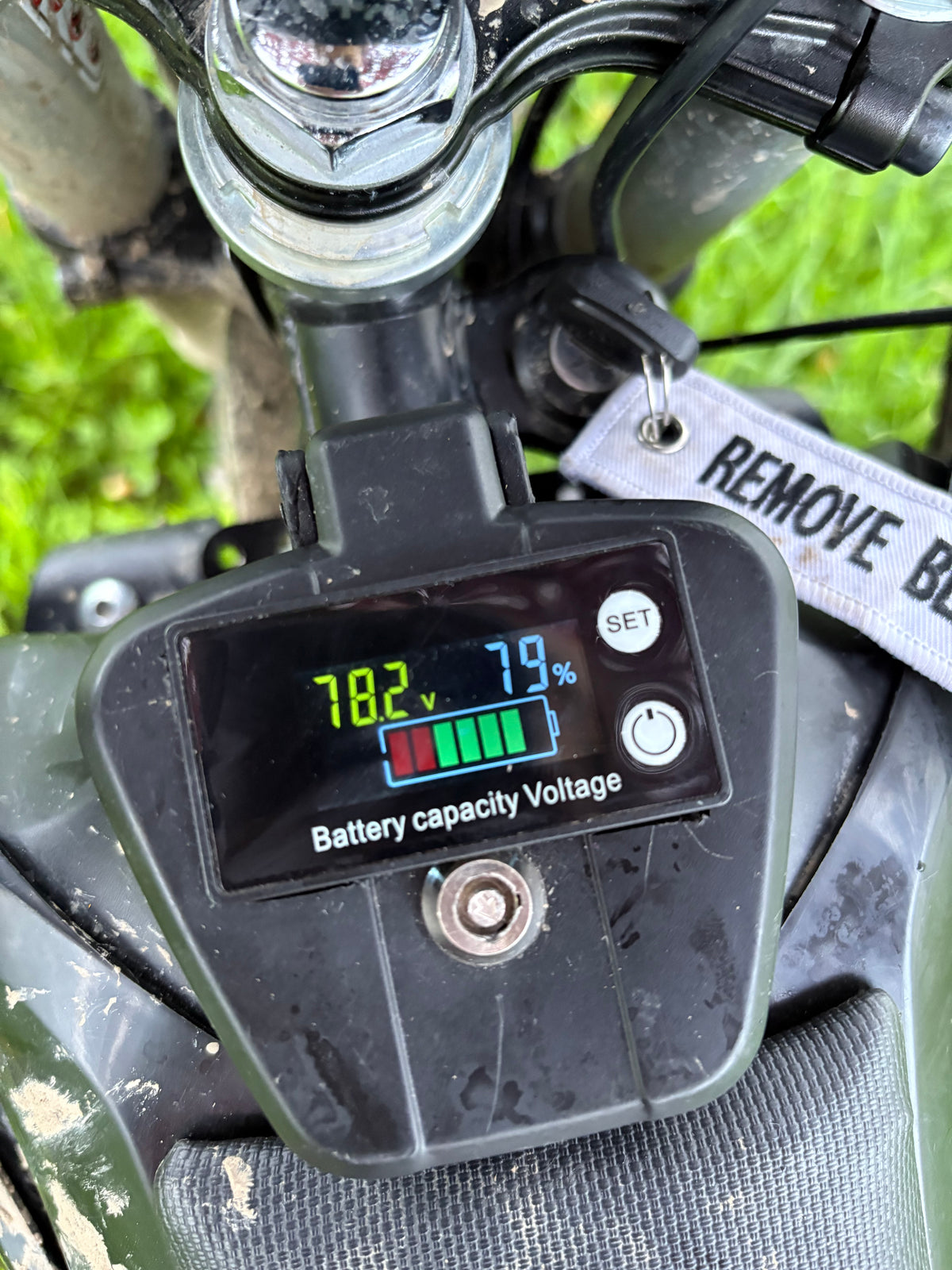FARDRIVER plug-in-play voltage display kit