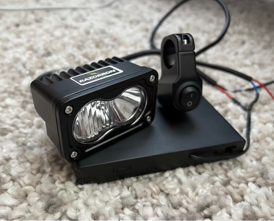 Universal Battery powered Baja Light kit