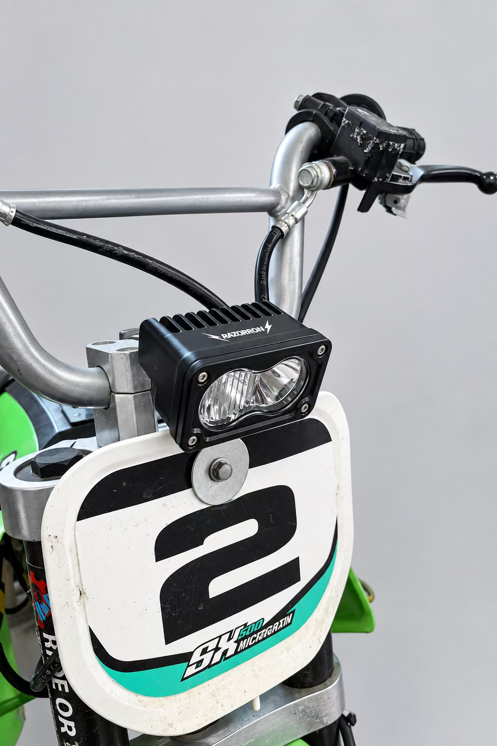 Plug-in-play Baja/wheelie light combo